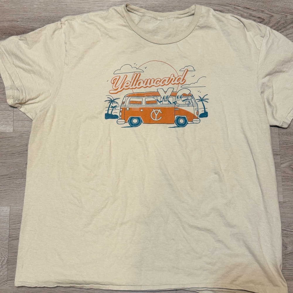 Vintage Unisex Yellowcard Band Van Cream Graphic T-Shirt